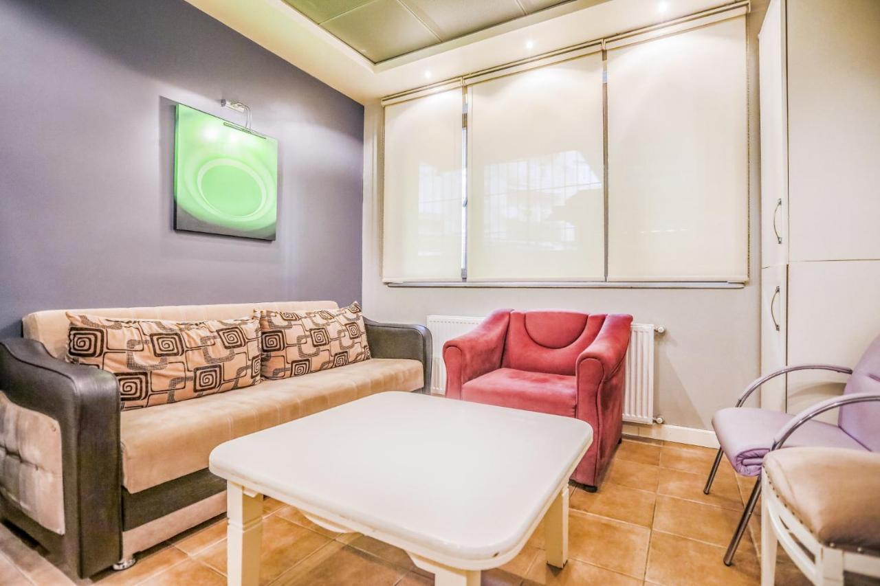 Apartment Centrally Located In Fatih *
