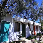 Huelya Motel