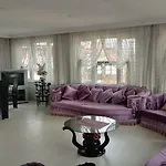 Turquoise Family Suites Apartment