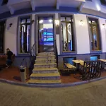 Espinas Hotel