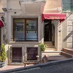 Opera House Hotel