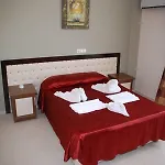 Lion Hotel
