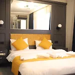 Lagertha Hotel & Suite