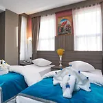 Renzo Istanbul