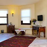 Room In Bb - Exclusive And Romantic Boutique Hotel