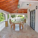 Villa Ahad