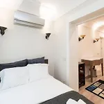 Wonder Homes - Ultra-Modern Flat, 3 Bedroom & 1 Min To Taksim Square