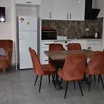 Mia Suite