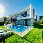 Oasis Villalari 4