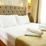Qonaq Hotel & Suites