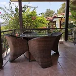 Villa Redpine 5