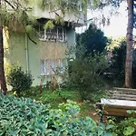 Etiler-Besiktas Luxury And Peaceful Garden Floor