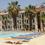 Club Caprice Suites