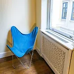 Classic Beyoglu Home With Central Location Near Galata Tower