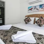 Violet - 4 Bedroom Holiday Villa In Oeluedeniz