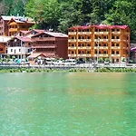 Grand Uzungol Hotel