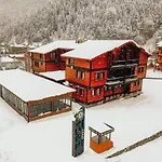 Ravza Otel Uzungoel