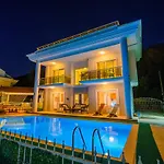 Milez Sultan Luxury Villa By Solo Villa