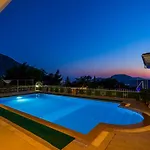 Milez Sultan Luxury Villa By Solo Villa