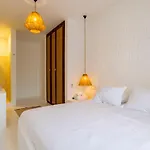 Monje Alacati