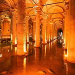 Hagiasophia Donat Suites