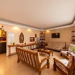 Limon Otel Foca