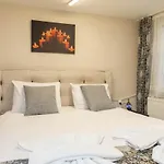 Risas Suites