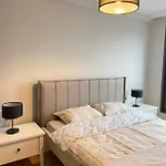 Luxury Central Fully Equipped 2Br 2Ba Apartment By Siena Suites