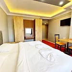 Senbol Suit Hotel
