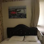 Divan Wooden Guesthouse