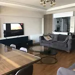Syonte Lift Apartment