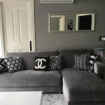 2 Bedroom Apt With Air Con & Sea View 1 Min To Sea Excellent Central Location