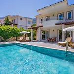 Hanel Life Royale 11 Villa With Private Pool