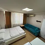 Taksim Flower Suit And Apartments