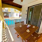 Fethiye'De Sahil Ve Sehirici Birarada...