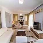 Seaside Residence, Villa Sar, Deniz Manzarali Fethiye Calis , 4 Yatak Odali ,8 Kisilik Mustakil Havuzlu Villa