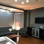 Pera Line Suite