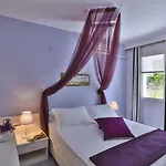 Palas Ilica
