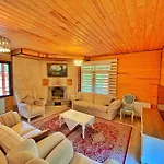 The Wooden House Uzungoel
