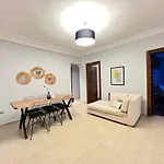 Wonder Homes - Spacious Flat W/ 4 Bedroom ! 4 Mins To Taksim Square