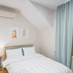 Elegant 2 Bedroom Duplex House With Garden In Cihangir