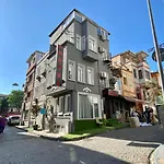 Guenes Hotel
