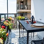 Spacious 2 Bedroom With Panoramic Bosphorus View