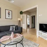 Spacious 2 Bedroom With Panoramic Bosphorus View