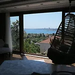 Unique & Quite, Bosphorus Villa, Great Sea View Patio,Barbecue