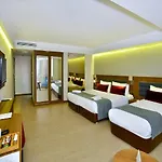 Zimmer Bosphorus Hotel