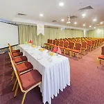 Hotel Golden Way Giyimkent