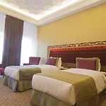 Mb Deluxe Hotel