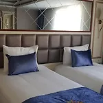 Grand Marcello Hotel