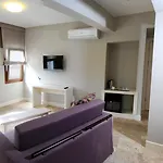 Teos Lodge Pansiyon